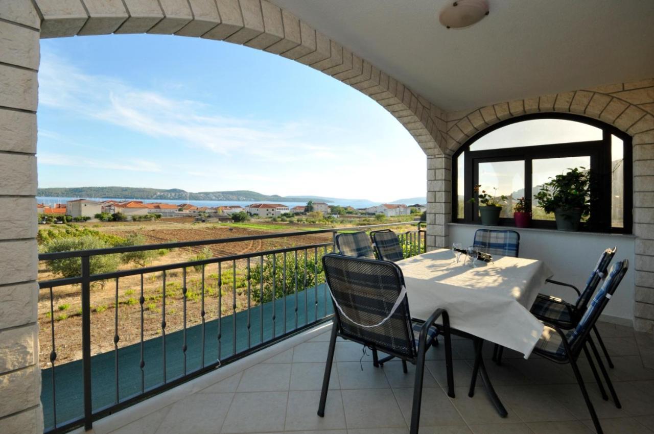 Roso Apartment With Sea View Trogir Exteriör bild