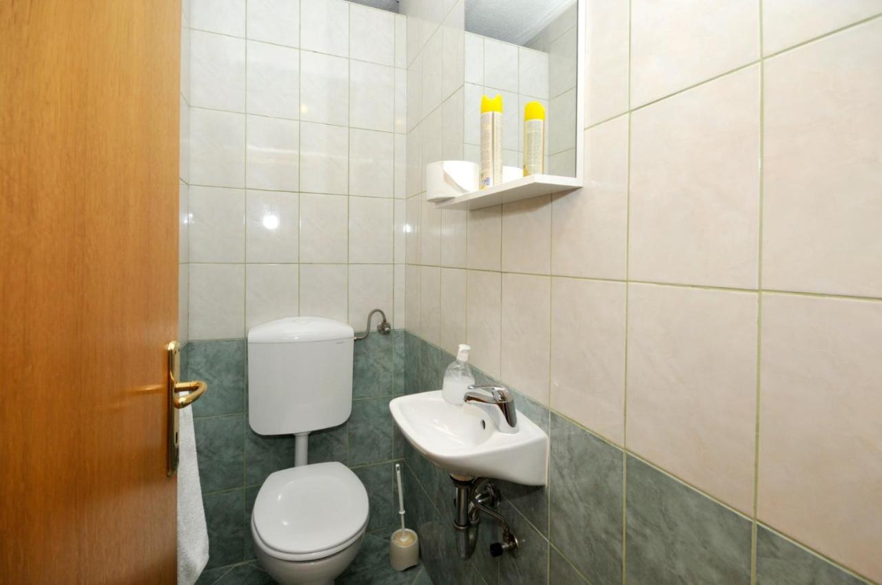 Roso Apartment With Sea View Trogir Exteriör bild